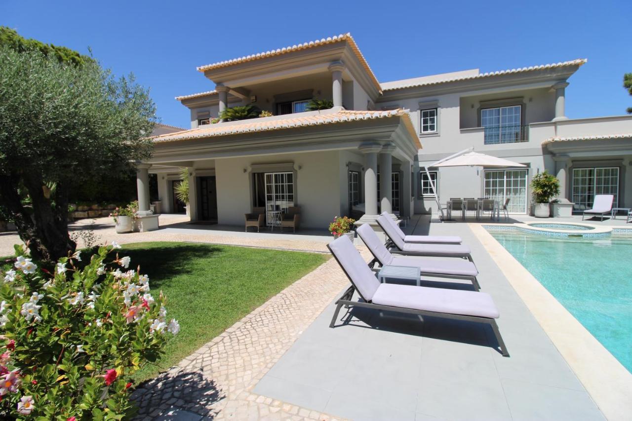 Charming Exceptional Golf Villa In Algarve Faro Exterior photo