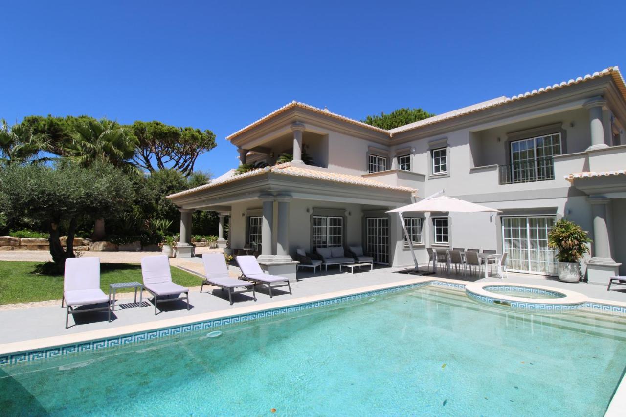 Charming Exceptional Golf Villa In Algarve Faro Exterior photo